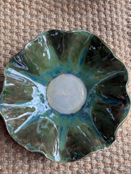 Ruffled Edge Bowl